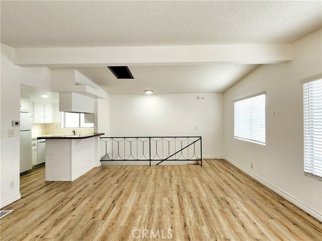 Building Photo - 326 10th Pl