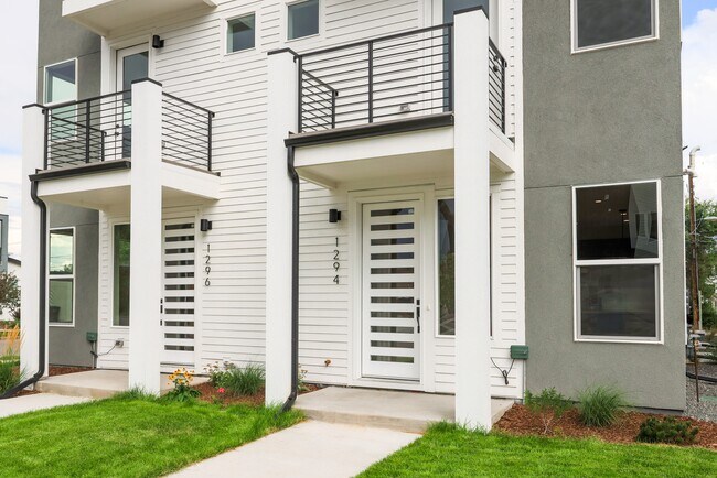 Foto del edificio - 1294 Stuart St