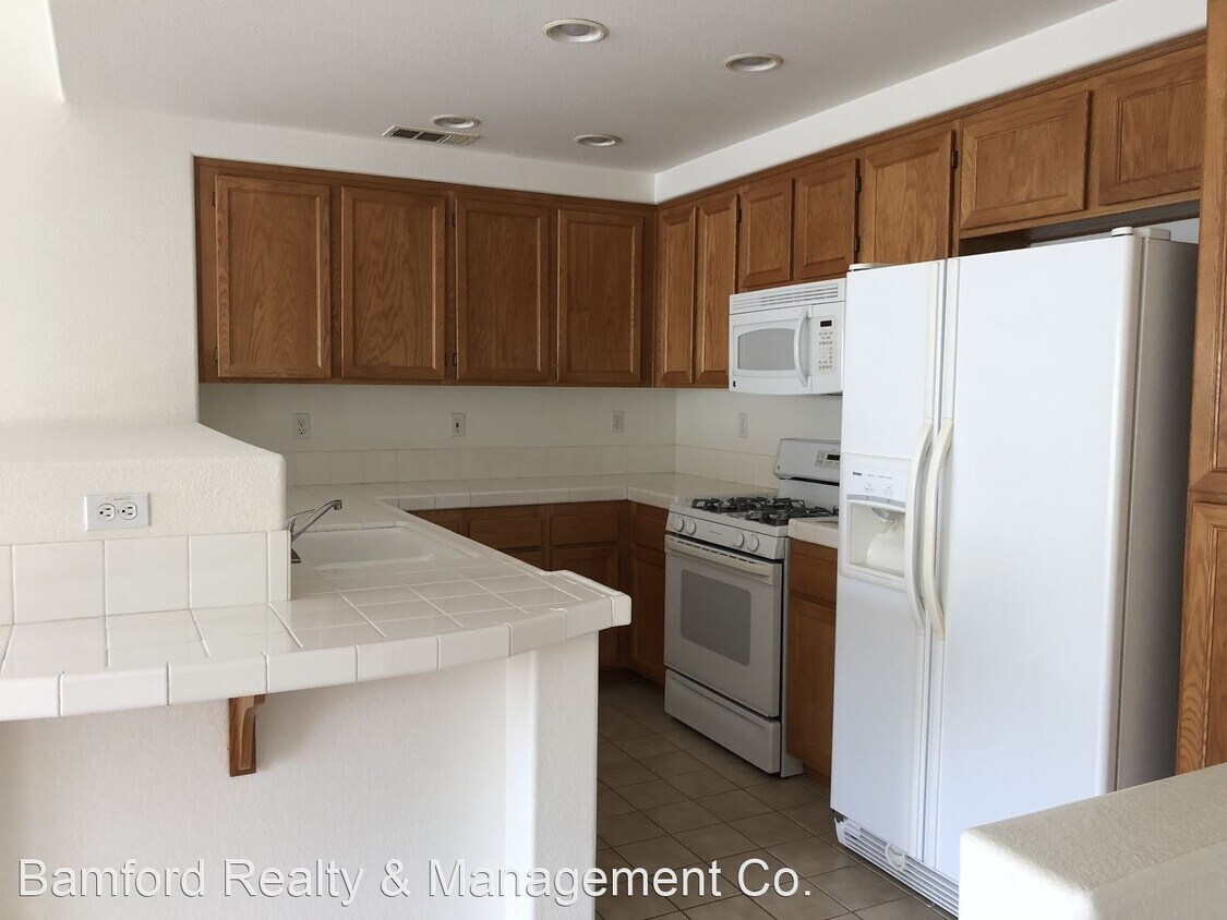 Building Photo - 2 br, 2 bath House - 10338 Scripps Poway P...