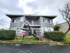 Building Photo - 10532 Croetto Way