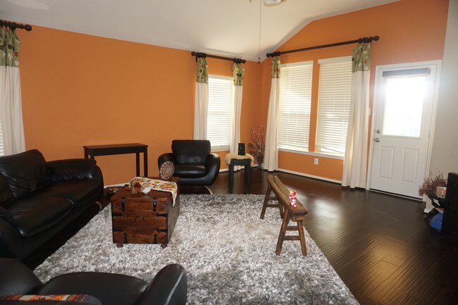 Foto del edificio - 12903 Northpointe Bend Dr