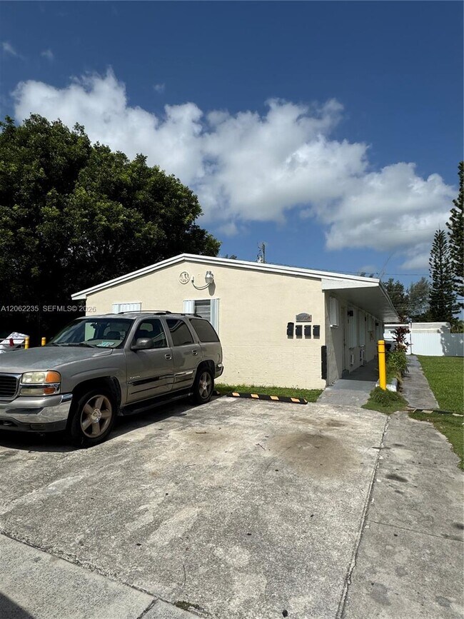Foto del edificio - 1462 NW 2nd Ave
