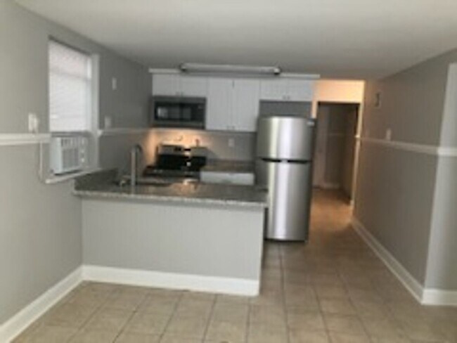 Foto del edificio - Recently Renovated 2 Bedroom in Ghent