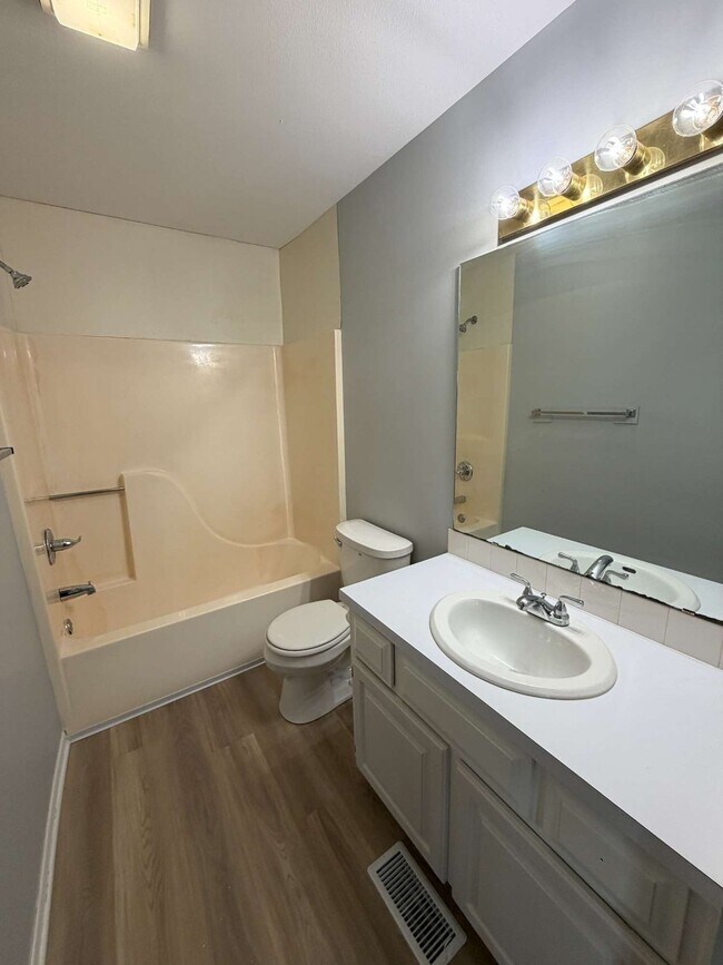Foto del edificio - 4033 57th St