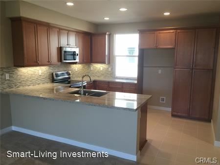Foto del edificio - 555 W Foothill Blvd