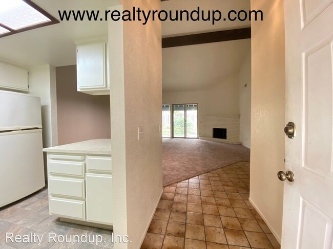 Building Photo - 3 br, 2 bath House - 869 Florin Rd