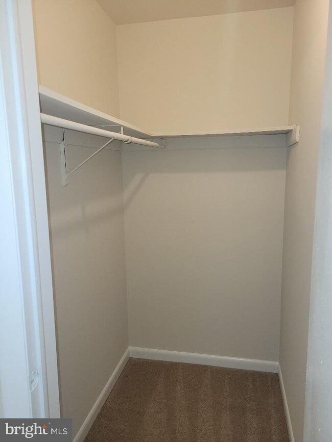 Building Photo - 5118 Cottonwood Ct