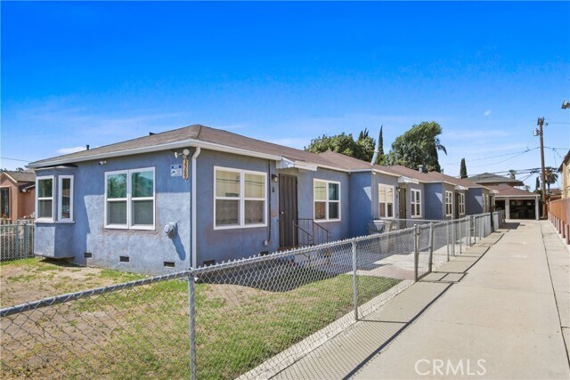 Foto principal - 3569 Mulford Ave