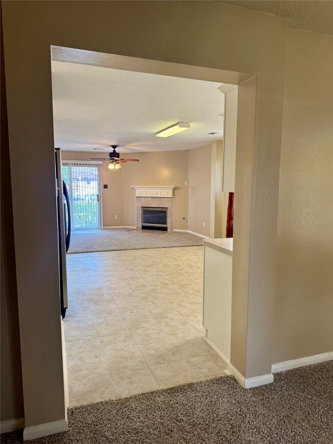 Building Photo - 5626 Tidewater Dr