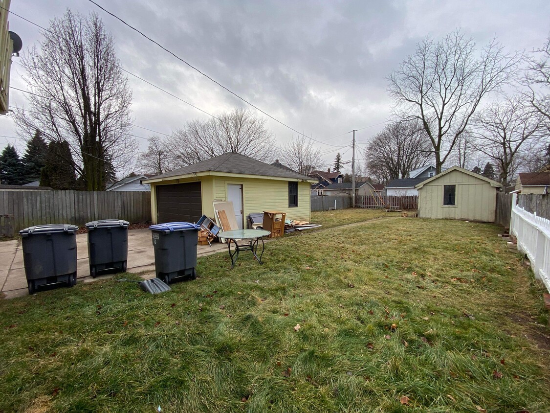 Backyard - 2314 N 8th St