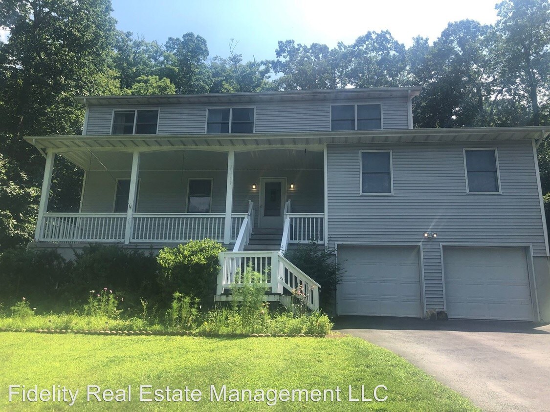 Primary Photo - 4 br, 2.5 bath House - 76 Timber Ridge Road