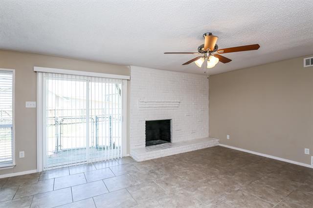 Building Photo - 4432 Ivy Dr