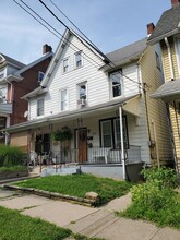 Building Photo - 825 N Clewell St