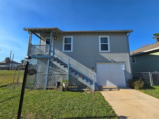 Building Photo - 914 Avenue K
