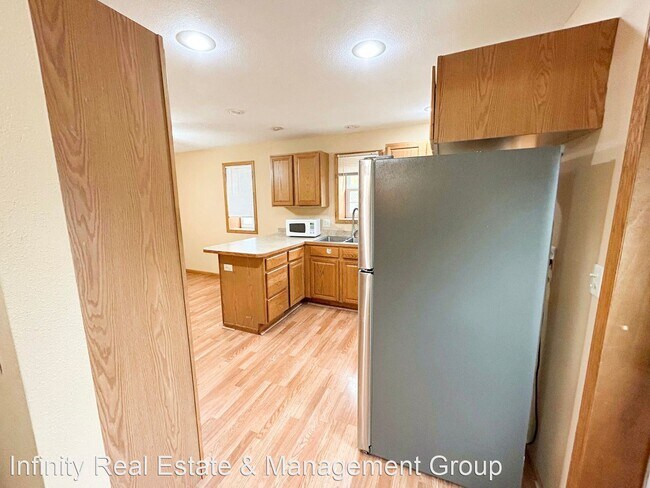 Building Photo - 2 br, 2 bath House - 1501 7th Ave NW