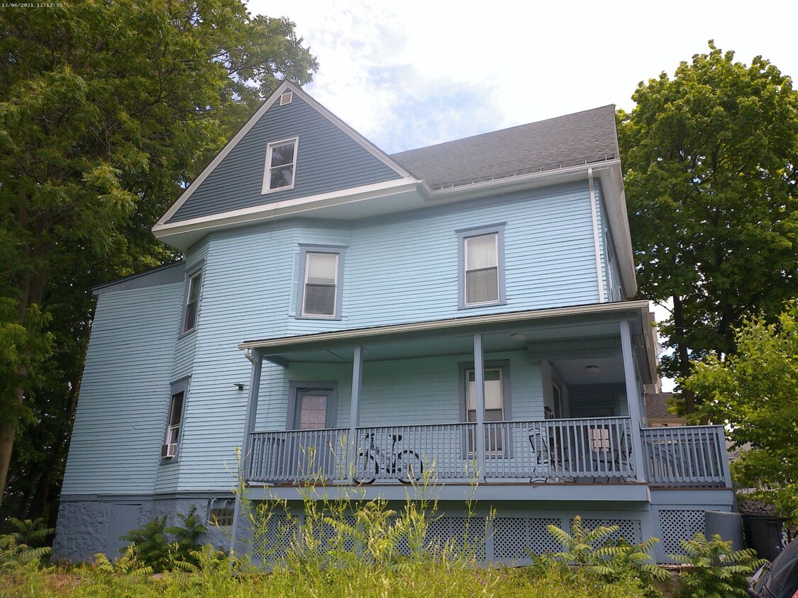 Foto principal - 113 Comstock Pl