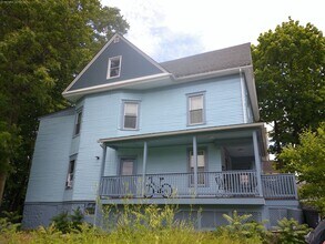 Building Photo - 113 Comstock Pl