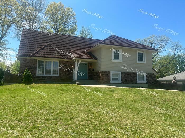 Primary Photo - 1101 W 88 Terrace