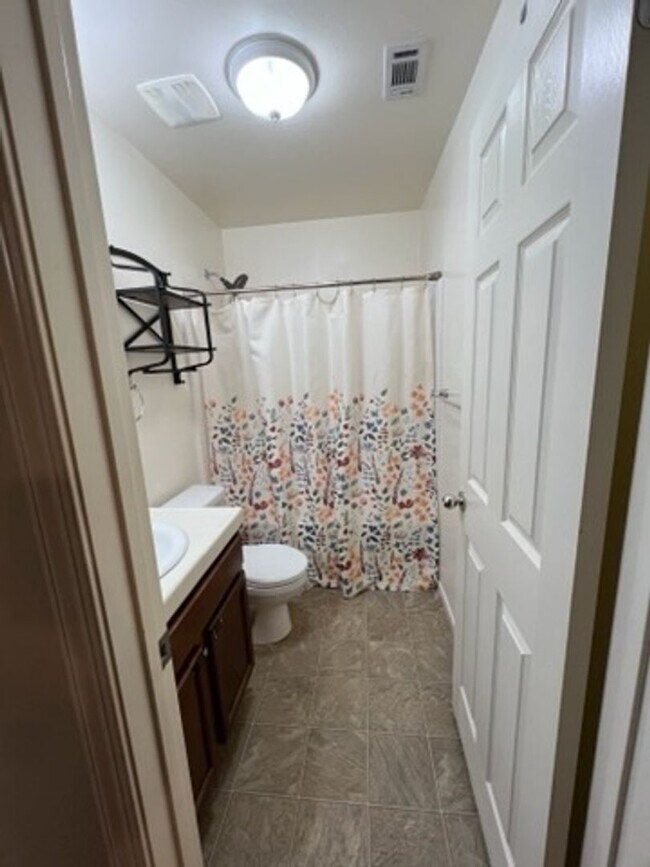 Foto del edificio - 5429 White Wheat Ave