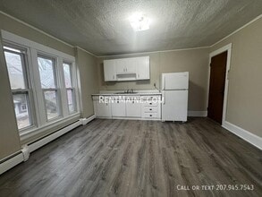 Building Photo - 26 Waterville Rd