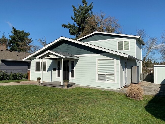 Foto del edificio - Updated 3 bedroom 2 bathroom in N. Tacoma.