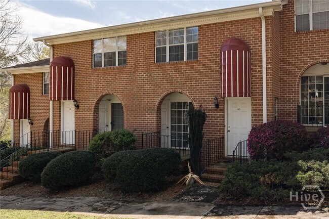 Foto del edificio - 156 Sleepy Creek Dr