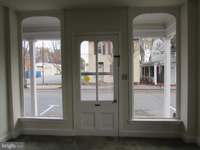 Building Photo - 30 N Main St