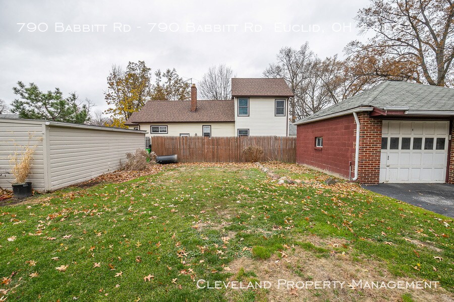 Foto principal - 790 Babbitt Rd