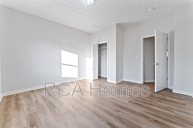 Foto del edificio - 23 N Gray St