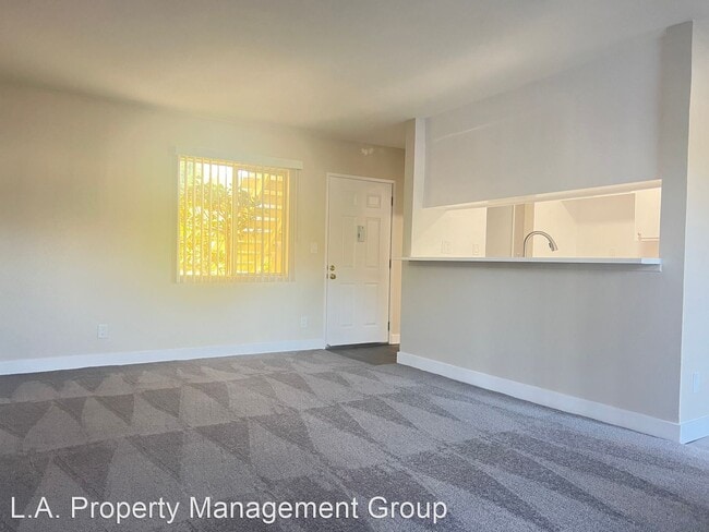 Building Photo - 1 br, 1 bath Apartment - 9600 Reseda Blvd ...
