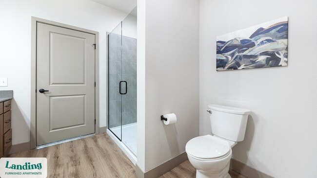 Foto del edificio - 300 E Fremont Pl