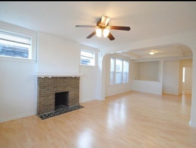 Living and Dining Room - 5617 S Kingshighway Blvd