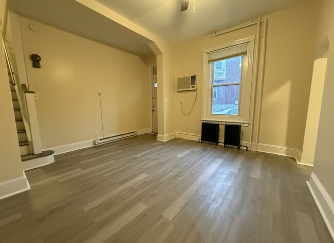 Foto del edificio - 4441 Richmond St