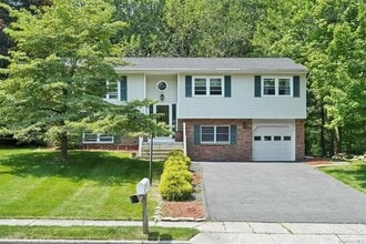 Building Photo - 21 Winchester Dr