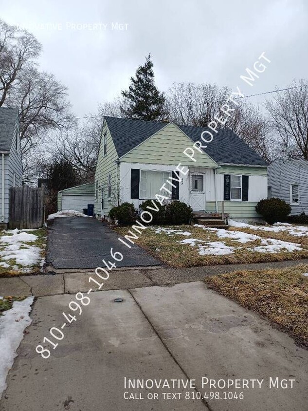 Foto principal - Single family 3 bed 1 bath home!