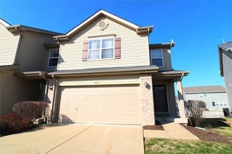 Building Photo - 643 Country Heights Dr