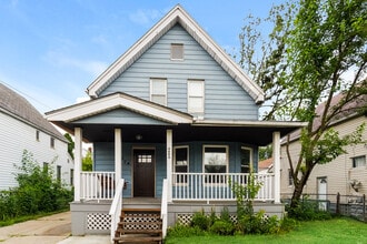 Building Photo - 4004 Poe Ave