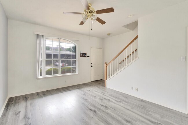 Living - main entrance - 12401 Los Indios Trl