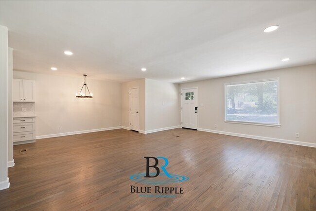 Foto del edificio - New Renovation and Prime Smyrna Location! ...