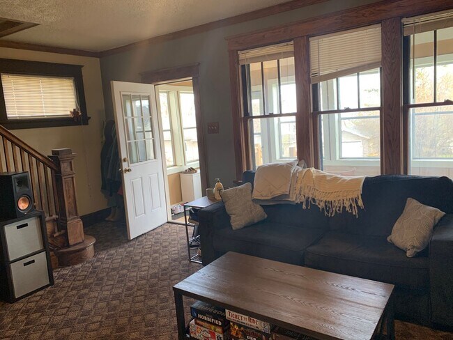 Foto del edificio - Duluth, MN - 3-bedroom - 2 bathroom - Sing...