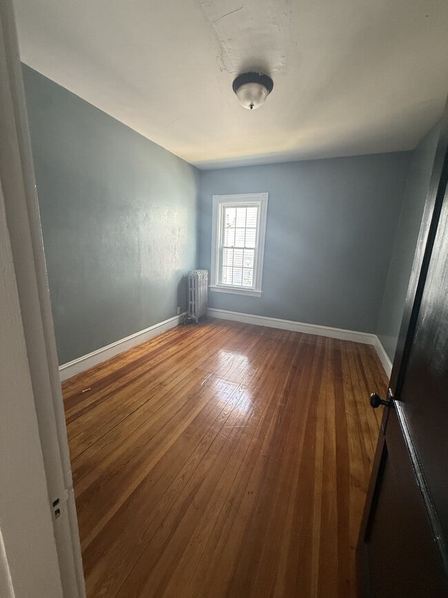 Building Photo - 47 Shawmut St