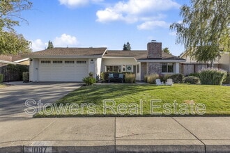 Building Photo - 1087 Lehigh Valley Cir