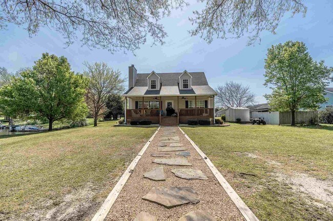 Building Photo - 106 Shadow Lake Ln