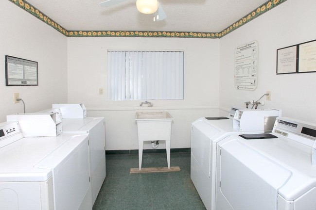 Laundry Facility - VILLA PATRICIA APARTMENTS