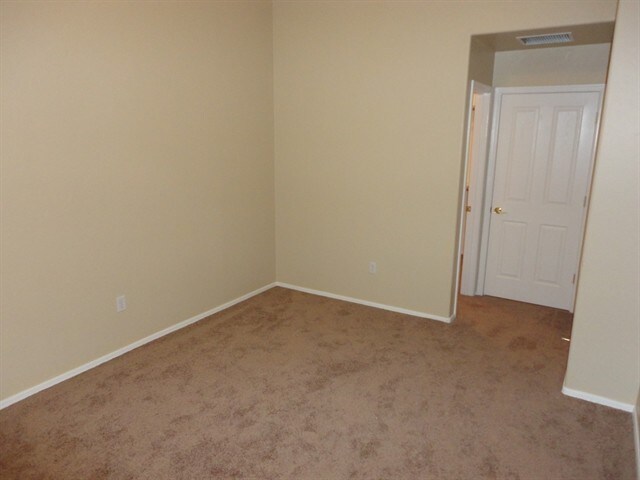 Building Photo - 6563 E Ladonna Ln