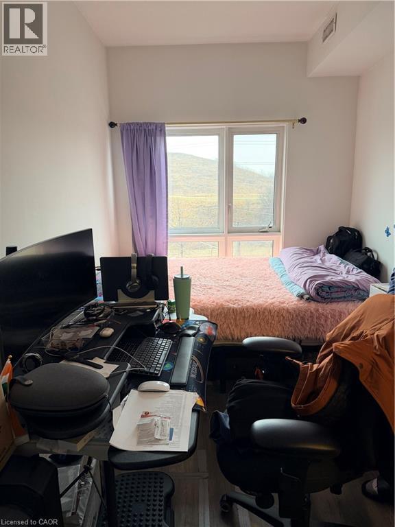 Photo du bâtiment - 10 Palace St