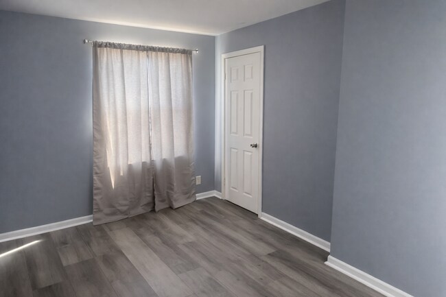 Foto del edificio - Cute Two Bedroom Plus Bonus Room in KCK