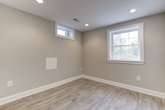 Bedroom - 7800 Morningside Dr NW