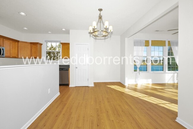 Building Photo - 7737 Solomon Dr