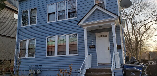 Foto del edificio - 312 Huntington St